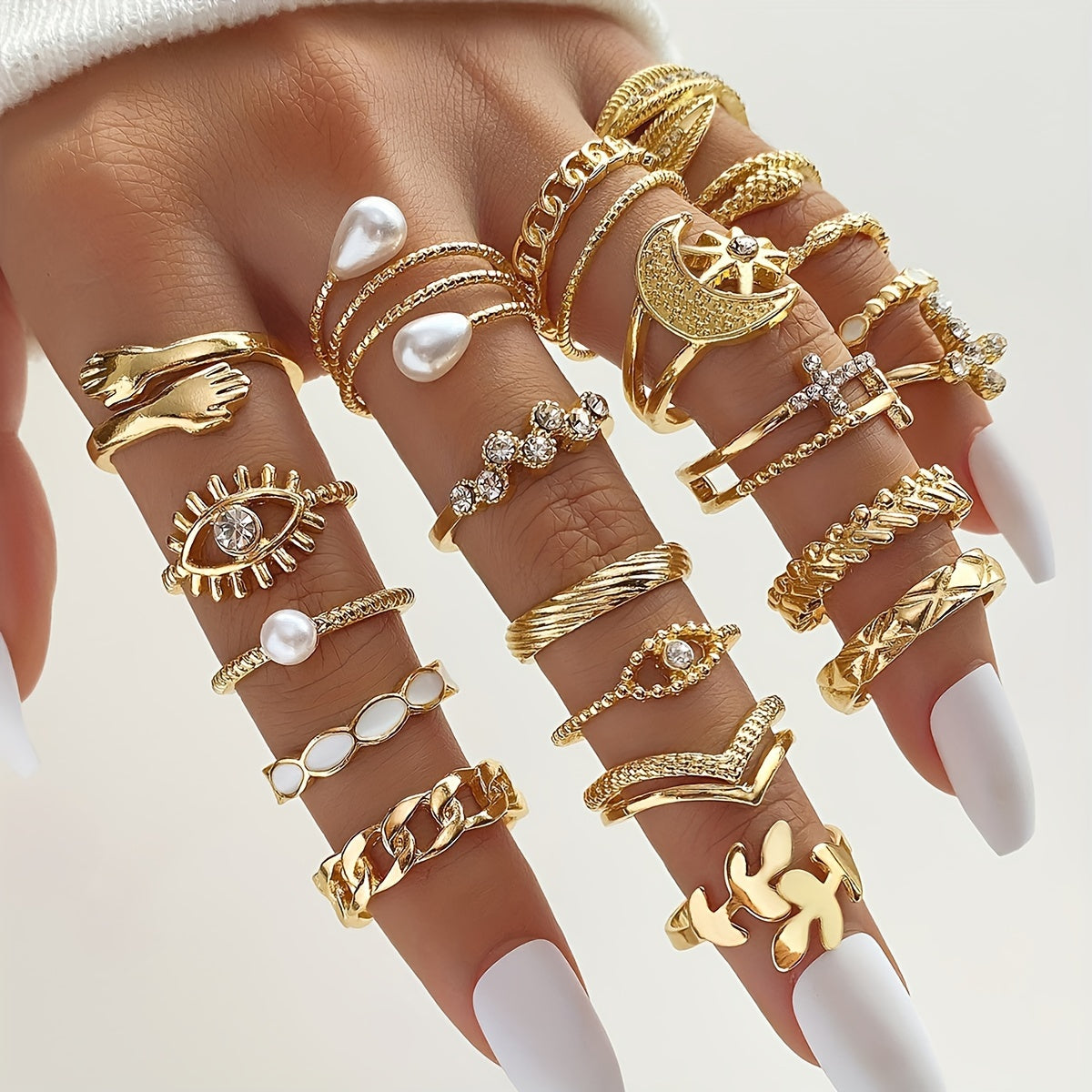 A Set of 22 Stylish Vintage Rings Featuring Leaves, Eyes, Moons, Crosses, Rhinestones, And Faux Pearls, Perfect for Parties, Dates, And Everyday Wear