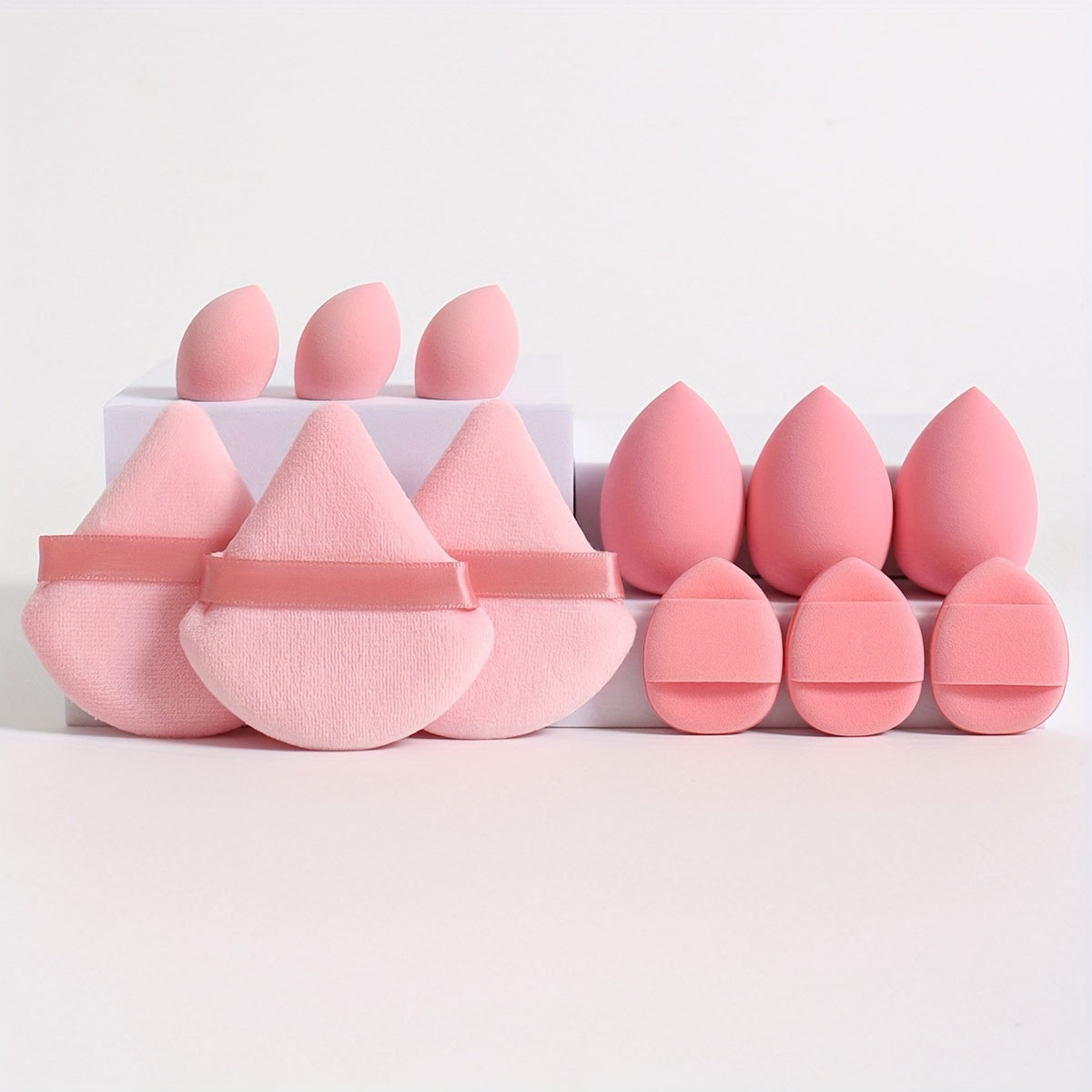 This 12pcs All-In-One Makeup Sponge Set Includes 3 Loose Powder Puffs, 3 Mini Cushion Sponges, 3 Makeup Sponges, And 3 Mini Makeup Sponges. These Sponges Are Perfect for Blending Liquids, Creams, And Powders. Latex-Free, Wet And Dry Use