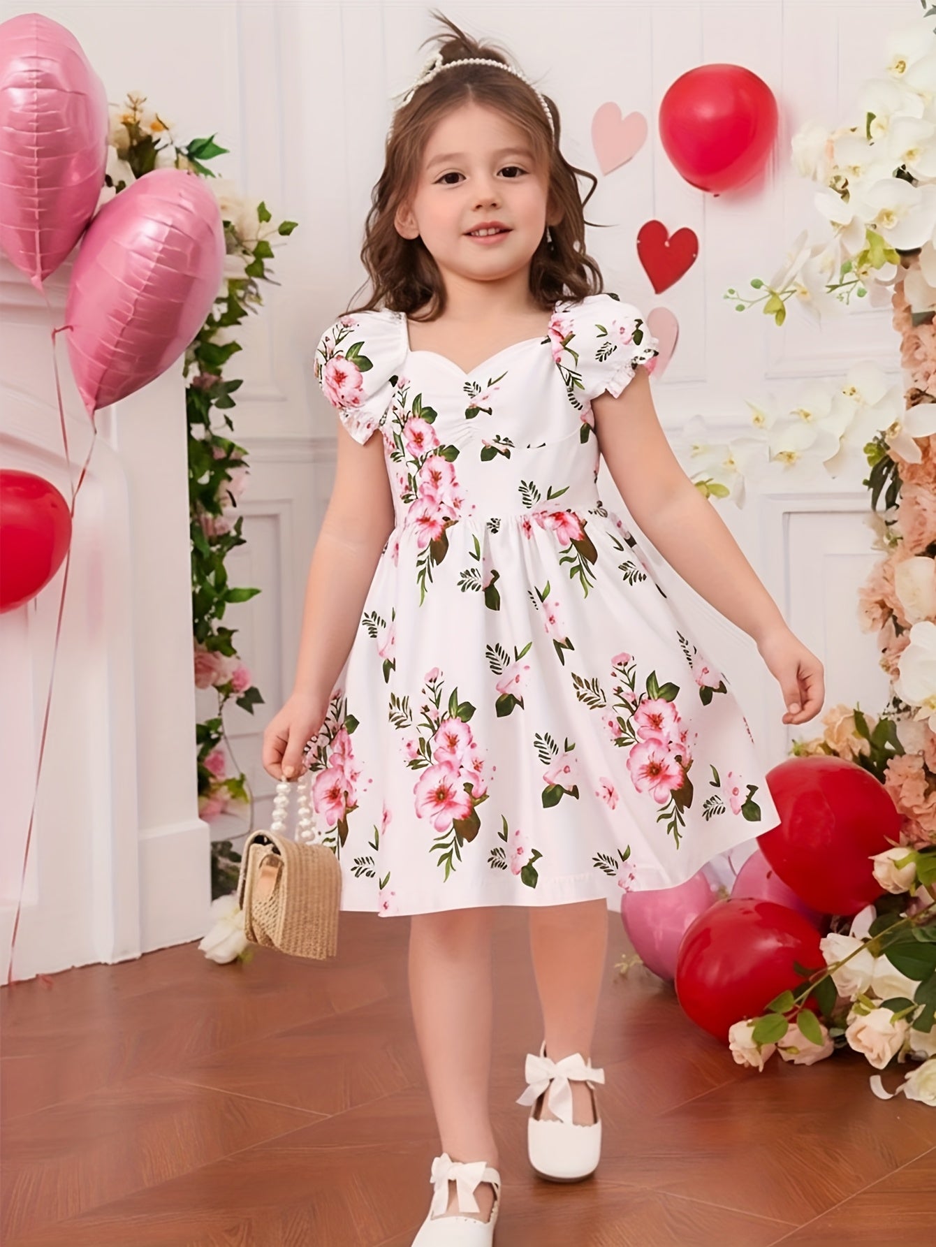 Summer Short-Sleeve Princess Dress for Girls with Lantern Sleeves And Floral Design, Perfect for Parties