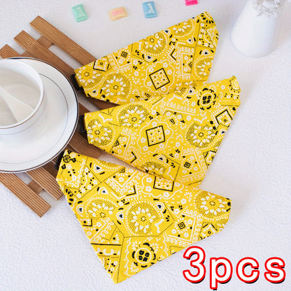 Adorable Floral Print Pet Bandana - Stylish Accessory for Tiny Paws (Under 15lbs) - Breathable & Easy to Wear
