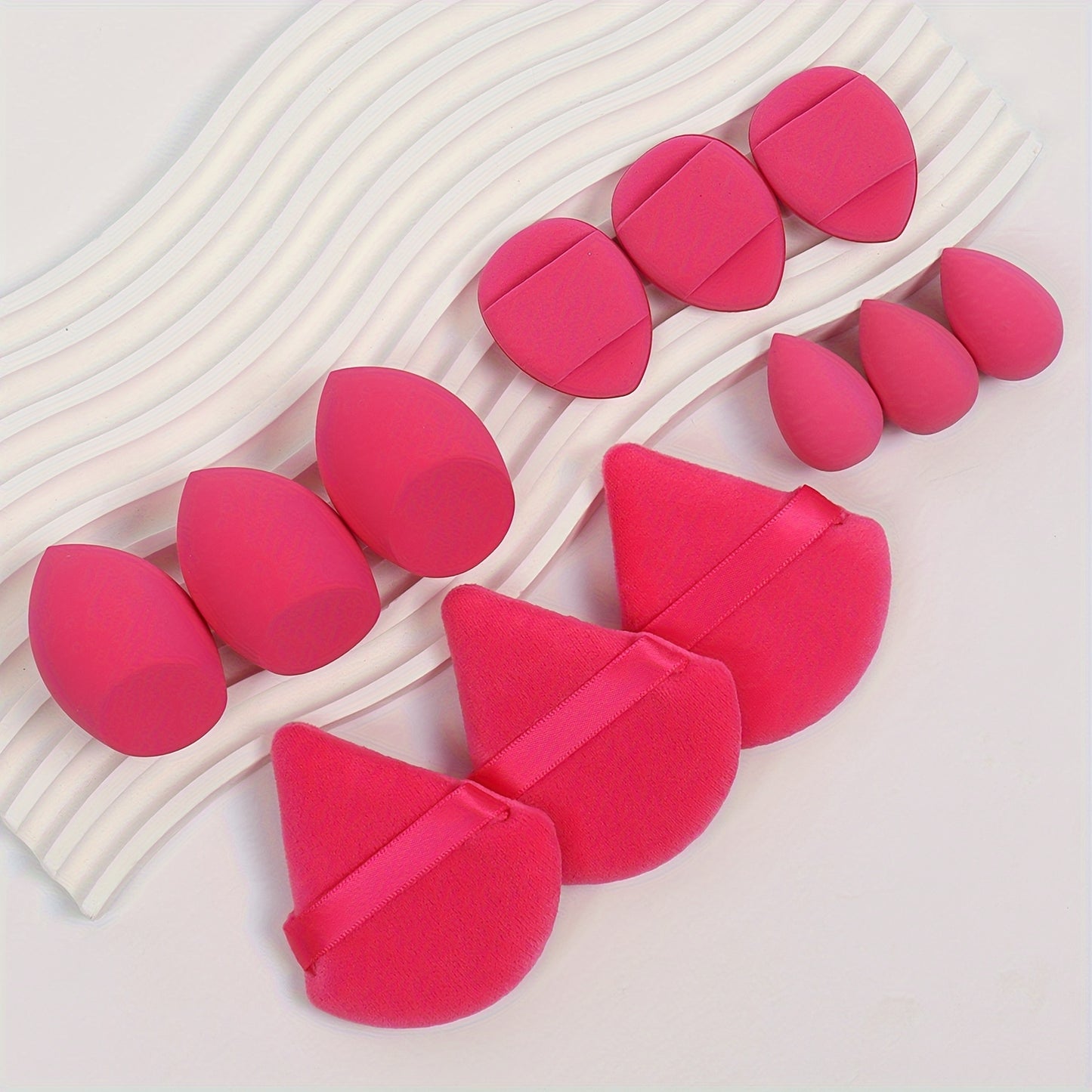 12pcs All-In-One Makeup Sponge Set, Consists of 3 Loose Powder Puffs, 3 Puffs, 3 Makeup Sponges And 3 Makeup Sponges. Foundation Blending Beauty Sponge, Liquid, Cream And Powder Flawless, Latex-Free Wet And Dry Dual-Use Foundation Makeup Cream