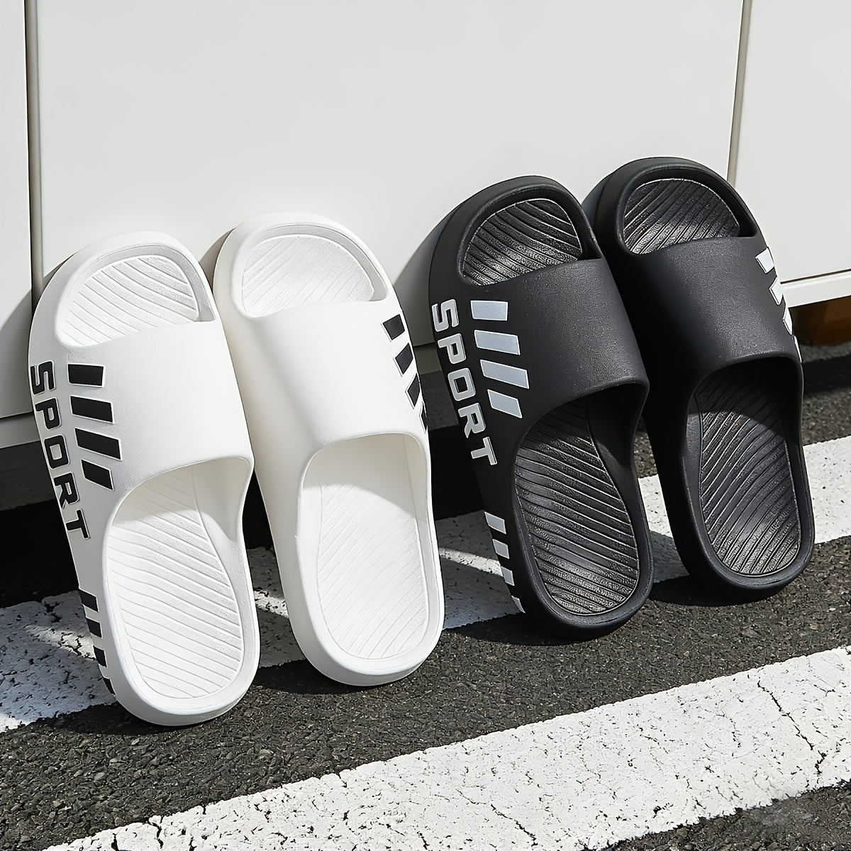 Men's Stylish Sports Flip-flops, Indoor Non-slip Couple Slippers, Casual and Comfortable EVA Material Slippers, Available in Large Sizes 48-49