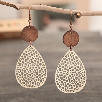 New Stylish And Versatile Vintage Teardrop-Shaped Hollow Leather And Wood Combination Mesh Earrings for Women, Featuring a Bohemian Ethnic Design