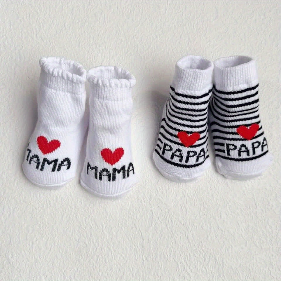 [Two Pairs Dad and Mom Socks] Two Pairs of Youngsters Love Dad and Mom Socks